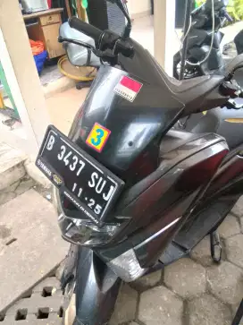 Yamaha N max  THN 2015