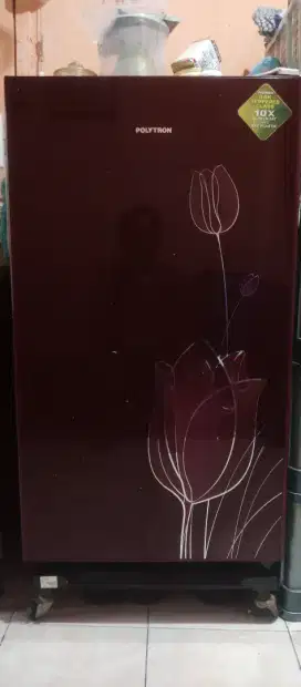 kulkas merk polytron