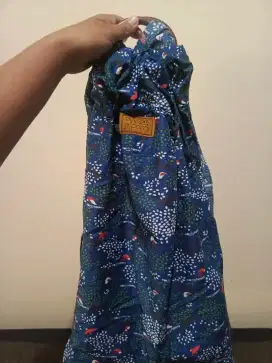 Gendongan Bayi
Cuddle Me Ringsling Bamboo