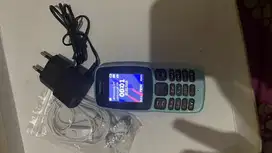 nokia TA-1114 normal charger + headset