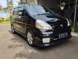 Nissan Serena 2008 Bensin