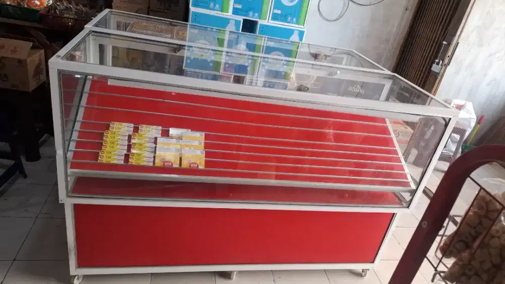 Etalase konter panjang 1,5meter