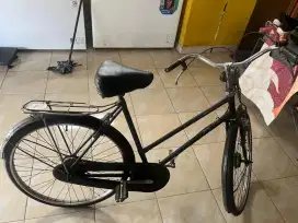 Sepeda jadul merk Phoenix