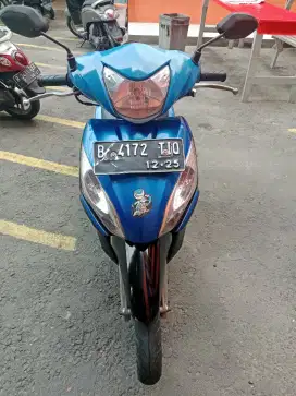 Hitam biru pemakaian sehari hari