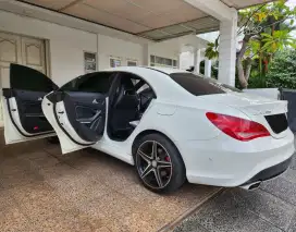 MURAH. Mercedes Benz CLA200 Sport 2015 cla 200 urban amg 2014