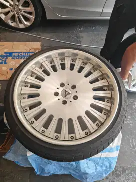 Velg Autocouture Empress 20x8.5/10 Original