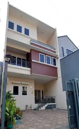 Dijual rumah bebas banjir di Sunter Agung Jakarta Utara