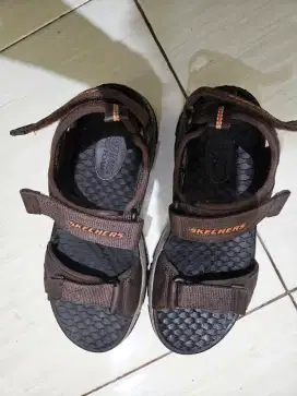 Sepatu skechers bekas murah cowo Sepatu skechers bekas murah no minus