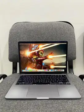 MacBook Pro 2020 i7/16/512GB