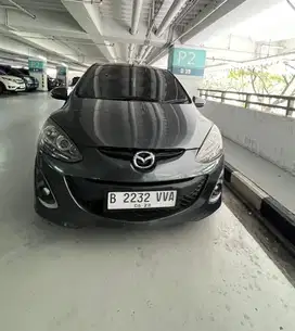 Mazda 2 RZ 2013 AT