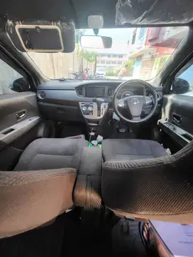 Mobil calya,thn 2023