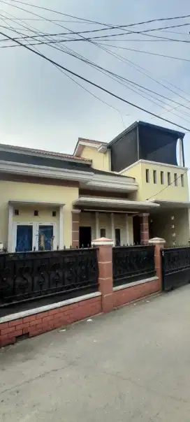 Rumah bagus dijual cepat BU perum patriot 1 Jakasampurna Bekasi Barat