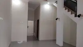 Rumah Tingkat Elegan, Strategis, Bangunan Baru Full, Renov, Strategis