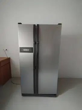 KULKAS SAMSUNG TYPE RS21NCMS