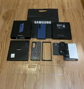 Samsung Z Fold 6 12/256gb SEIN Resmi Garansi on 31 Oktober 2025