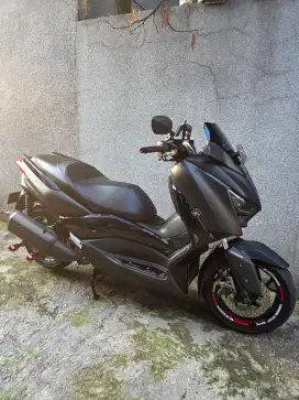 XMAX Hitam 2018 Mulus