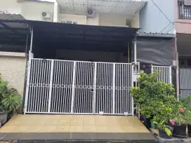 Rumah di jual tempat strategis di jakarta timur