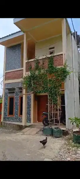 Rumah second dijual tingkat(650jt)aks mobil Kalimulya Cilodong Depok