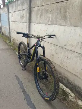 Santa Cruz Mega tower C size S