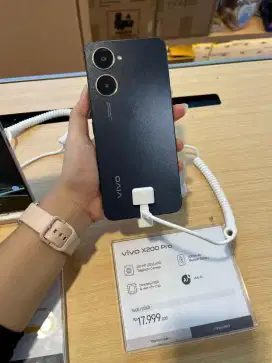 VIVO X200 PRO RAM 16 512GB BUNGA 0% FREE 1 KALI ANGSURAN