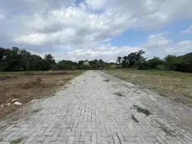 Menarik di Dekat Kampus UTY Tanah Sleman Jogja