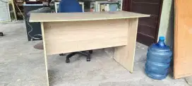 meja kantor uk 80cmx60cmx120cm