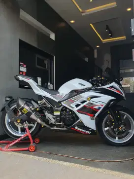 Kawasaki Ninja 250 FI Injeksi Tahun 2013 KM 32rb Pajak Panjang Modif