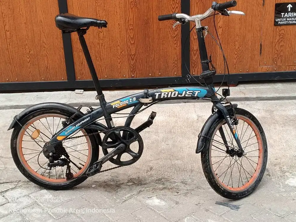 Sepeda Lipat 20 inch fresh enak sekali dipakai