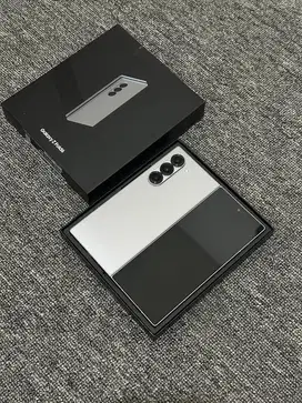 Samsung Z Fold 6 Ram 12/512gb Fullset SEIN