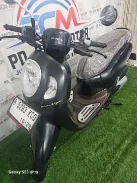 Honda Scoopy Prestige 2024