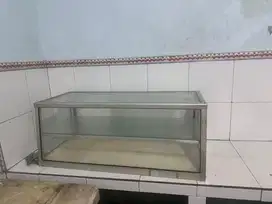 Etalase buat jualan
