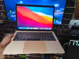 Macbook Air 2018 8/256Gb Ada Minus Fungsi Normal