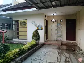 Rumah Rapi Siap Huni di The Address Cibubur