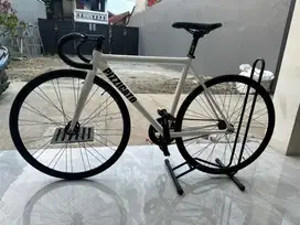 Sepeda fixie pizzicato