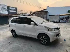 Toyota Avanza tipe E MATIC