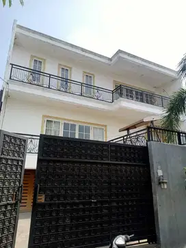 DIJUAL RUMAH KOMPLEK DPRD DKI JAKARTA JALAN SYAILENDRA CAKUNG JAKARTA