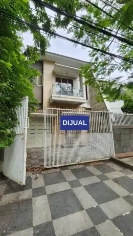Dijual Rumah Semi Furnished komersial area Imam bonjol Surabaya pusat