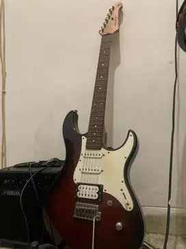 Guitar Yamaha Pacifica PAC112V