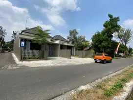Rumah Baru Mangku Jalan Posisi Hook - Lokasi Sukoharjo, Ngaglik Sleman