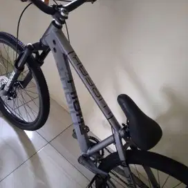 Sepeda Thrill Custom