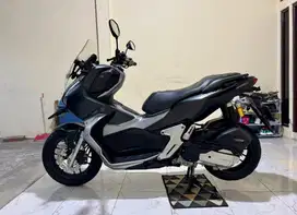 Honda ADV 150 CBS ISS Keyless MULUSSS Pajak Hidup Panjang