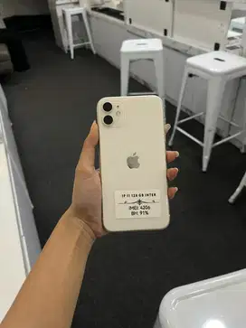 Iphone 11 128GB fullset mulus nominus bergaransi terima tt cod