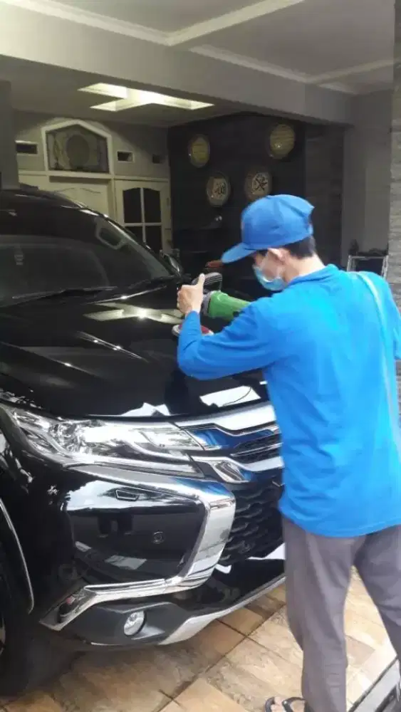 POLES MOBIL AUTODETAILING DAN NANO CERAMIC COATING