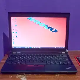 Lenovo x220i ram 8gb ssd+hdd