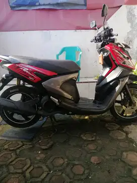 yamaha xride 125 merah 2018