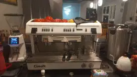 Mesin kopi grinder dan peralatan