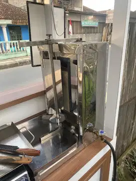 Burner Kebab (Alat panggang daging kebab)