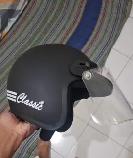 helm cewe/cowo hitam