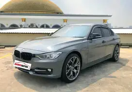 BMW 320D Tahun 2015 Automatic Abu abu Metalik