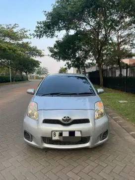 Yaris Metic pajak 12-26 siap pakai